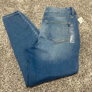 Maurice’s Super Soft Jegging Mid Rise Jeans Size XL NWT